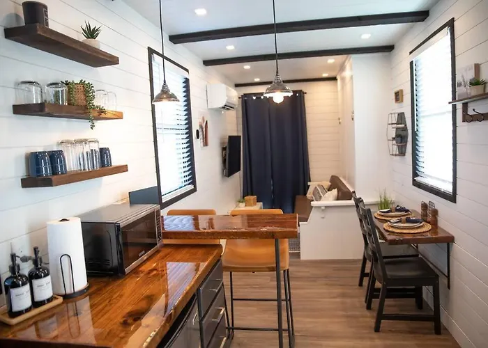 New Endless Sunsets-Container Home