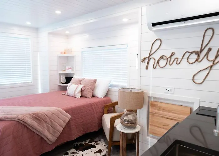 New Cowgirl Shipping Container Home