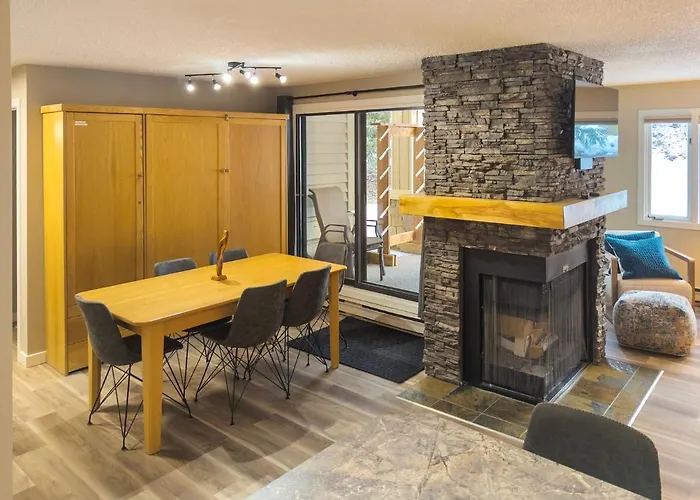 2 Bedroom And Wall Bed Mountain Getaway Ski In Ski Out Condo With Hot Pools Sleeps 8