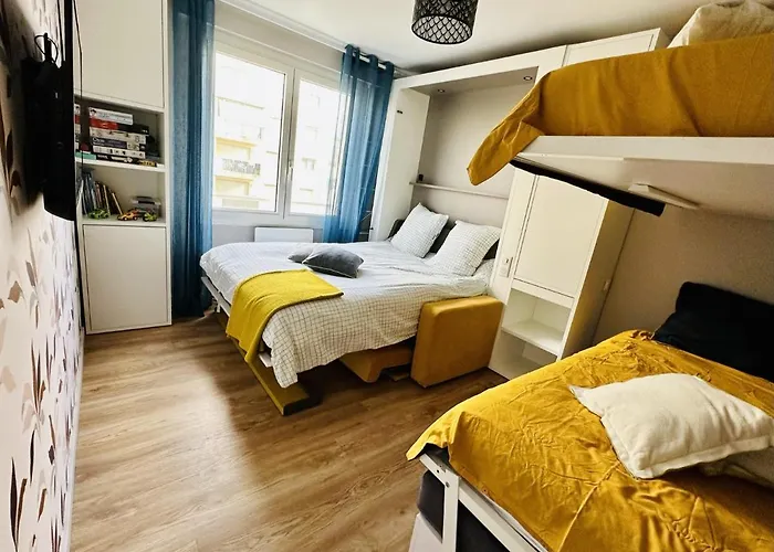 Appartement Renove A Neuf Avec Vue Imprenable Sur La Baie Des Sables D Olonne 6 Pers