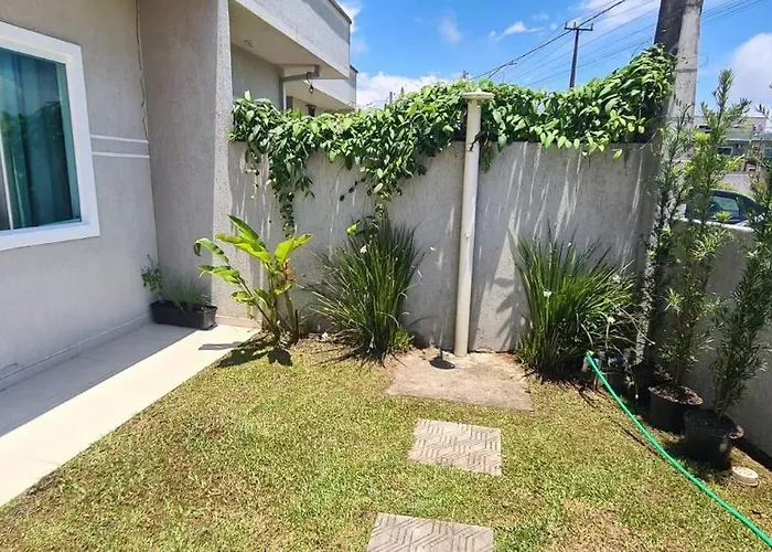 Casa a poucos metros da praia!