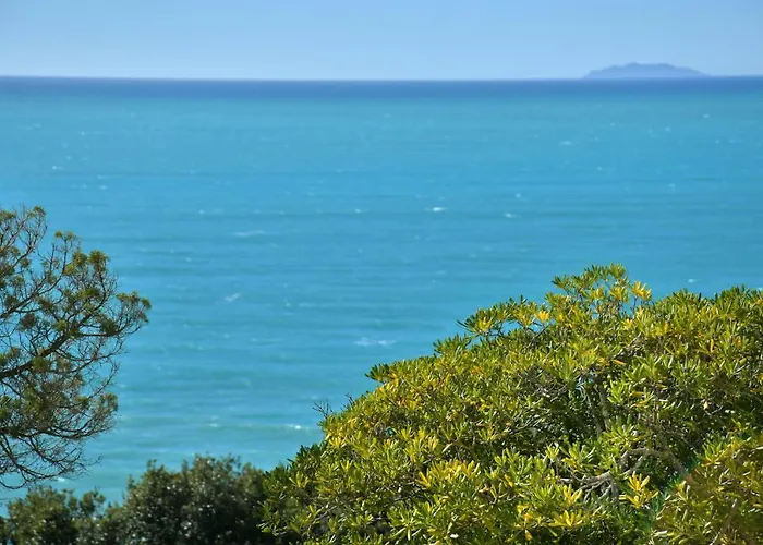 Villa Sorriso Mit Pool Direkt Am Meer