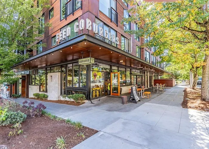 Central District Condo | Modern| Rooftop