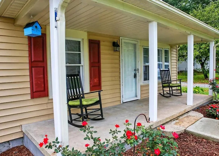Parkside Retreat 3 Beds And Porch