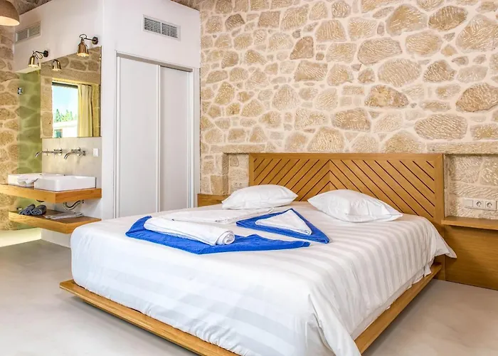 Lithari Luxury Villas