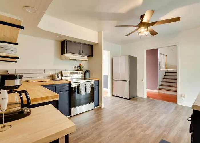 Charming State College Home - 4 Mi To Psu!