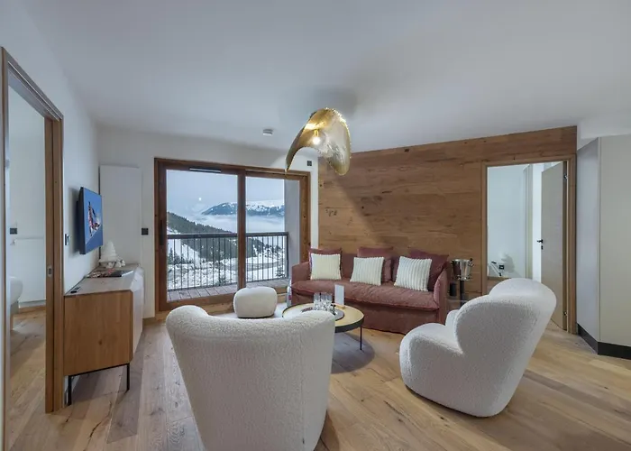 Appartement moderne proche des pistes avec parking à Courchevel - FR-1-563-140