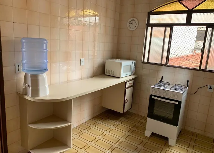 Quartos em casa no Clelia Bernardes