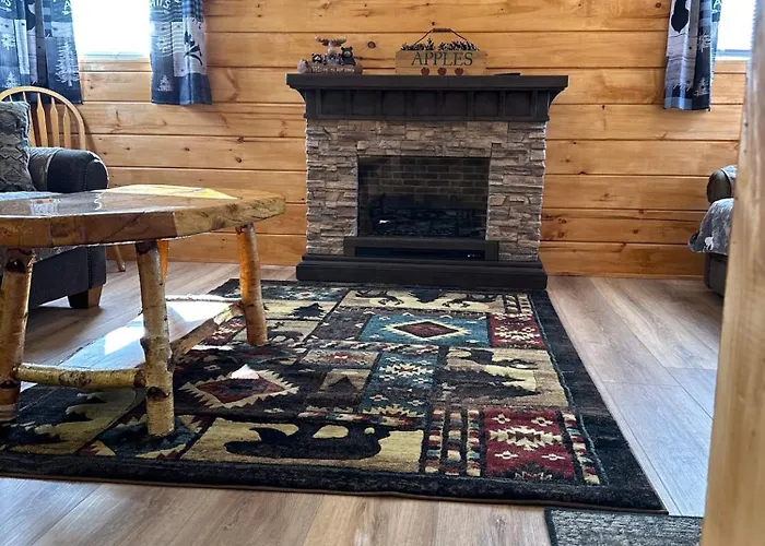 Rowe'S Adirondack Cabins Of Schroon Lake