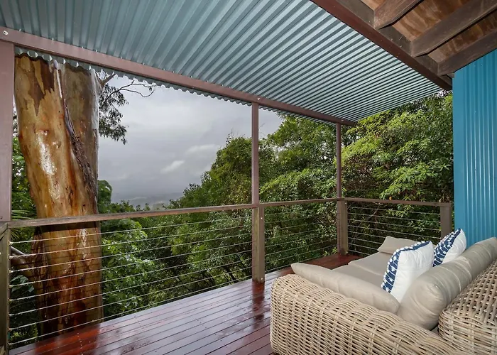 Treetops Seaview Montville