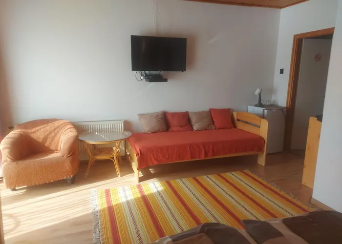 Attila'S Guest House