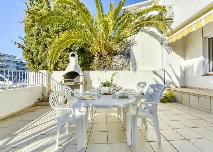 Holiday Home Port Emporda By Interhome