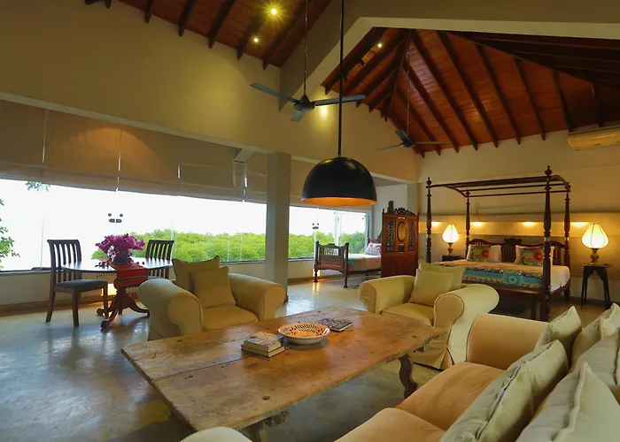 Villa Hundira
