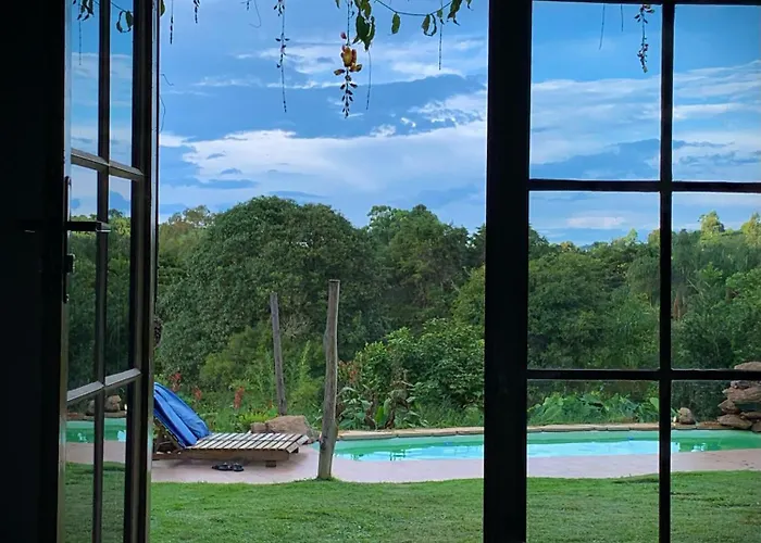 Rancho dos Pássaros Amarelos