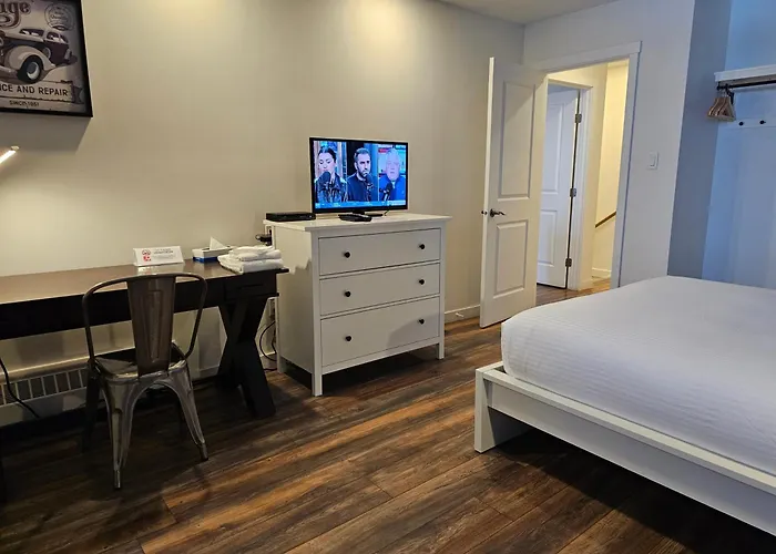Cloud 9 Inn