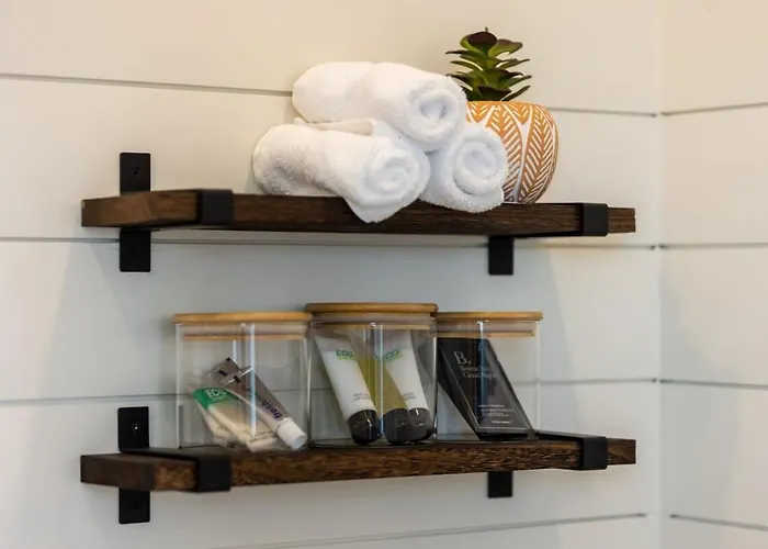 New Oak Grove-Container Retreat