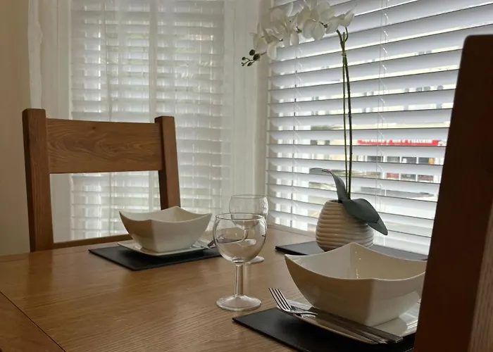 Beautifully Presented Victorian Apartment Within Walking Distance To Llandudno Beach