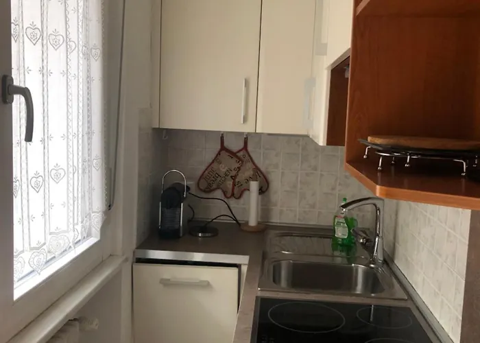 Guesthouse Gigli 2 - Free Tourist Card & Car Parking - No Trucks