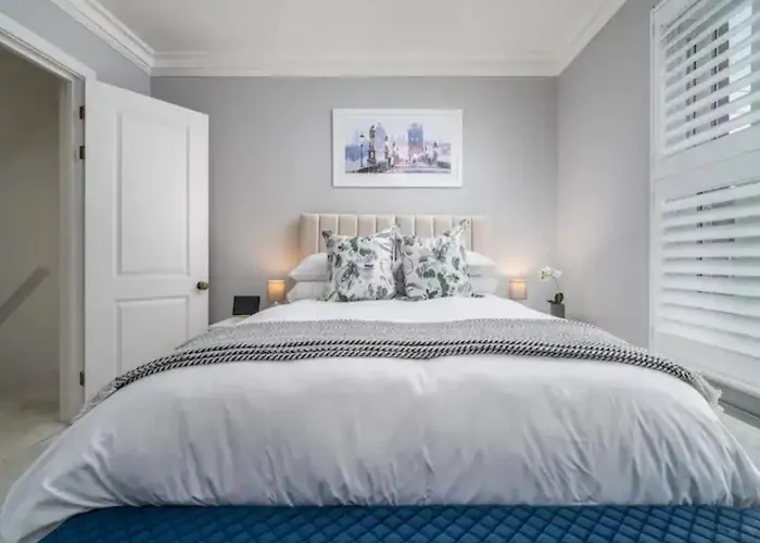 Pass The Keys Luxury 2 Bedroom Townhouse In Central St Albans