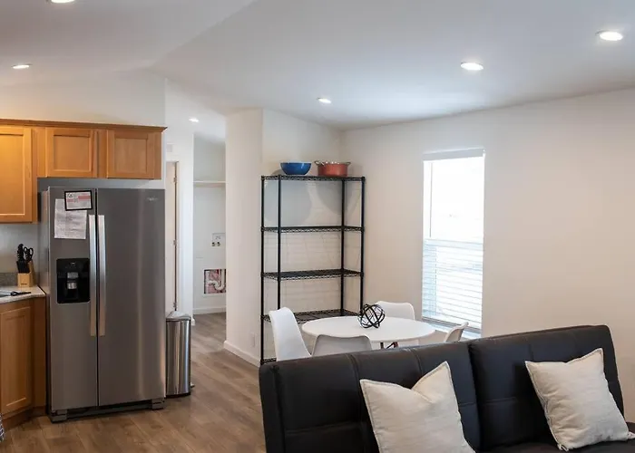 Modern 2-Bedroom Eucalyptus House