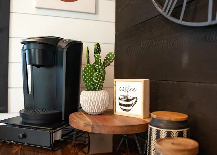 New Moonlight Ridge-Shipping Container Home