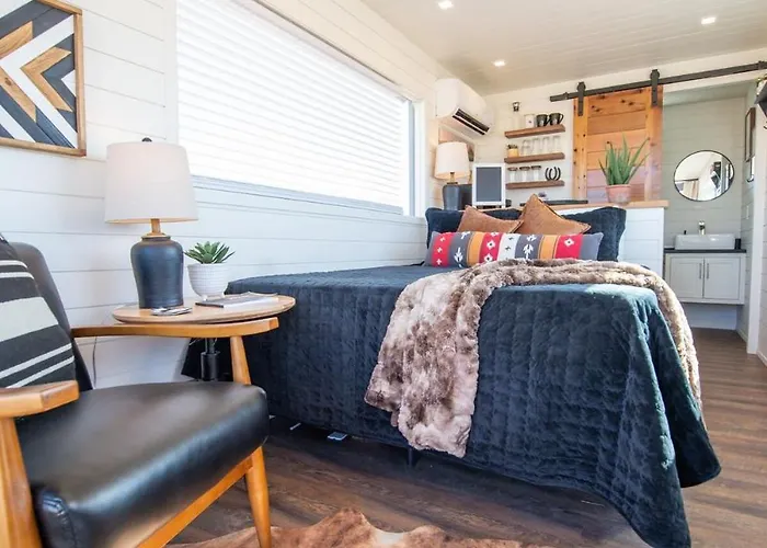 New The Buffalo-Shipping Container In Alpine
