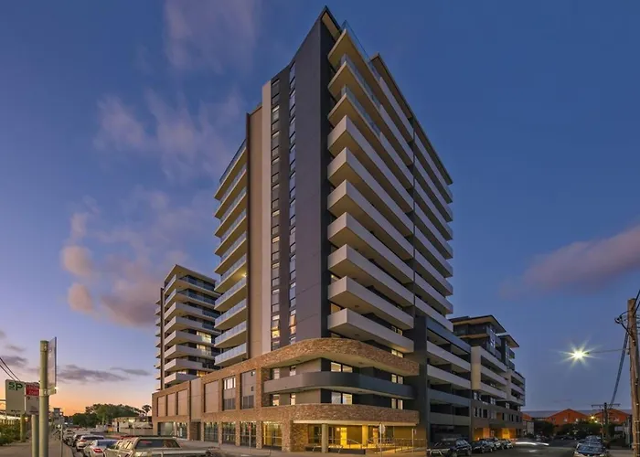Harbour Towers Apartments, Free Parking & Tram Access - Hello Newcastle Accommodations