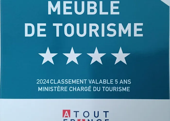 36 2 L Air Marin Terrasse Bioclimatique Toutes Saisons Detente Et Confort Netflix Sur Ecran Geant Stationnement Gratuit Et Acces Autoroute Facile