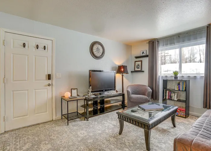 Cozy Wasilla Apartment ~ 2 Mi To Downtown!