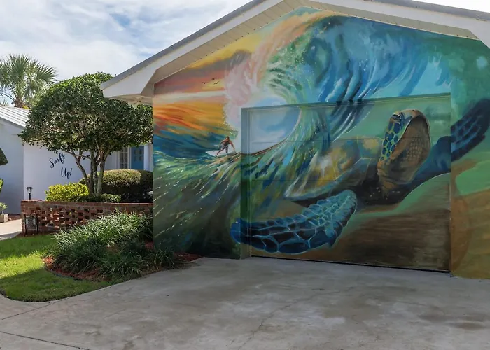 Surfs Up - Retreat At The Beach With Heated Pool