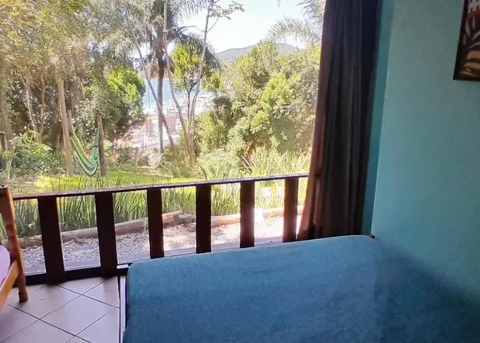 Bombinhas INN
