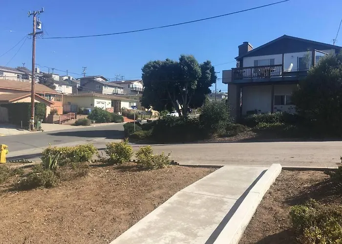 Pelican Place In Morro Bay