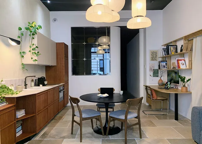 Home Chic Home - Les Suites De La Comedie
