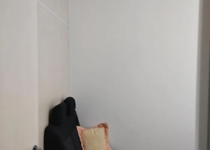 Quarto confortável em Est Velha