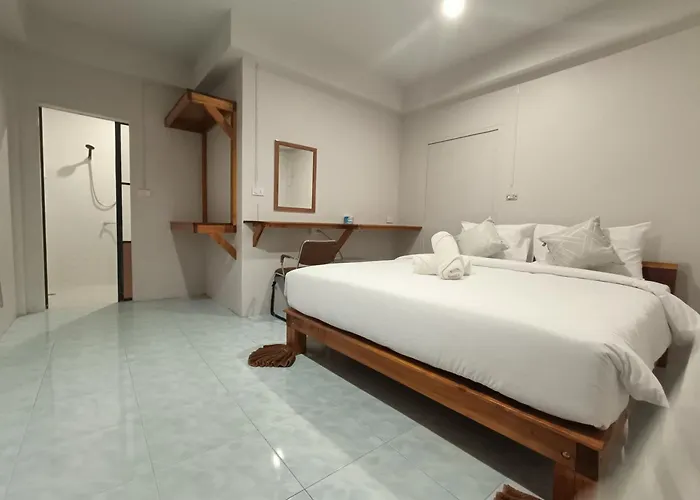Lanta Para Hut