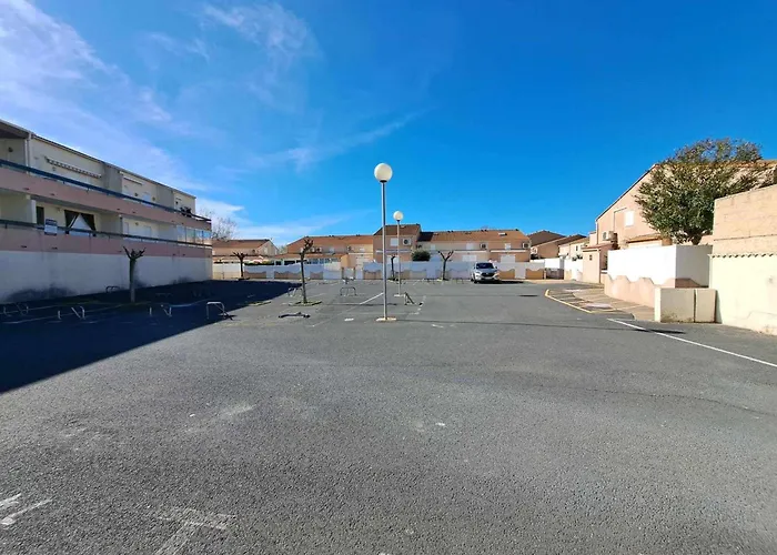 Maison 3 Pieces, 5 Couchages Avec Terrasse Et Piscine, Parking Prive, A Marseillan