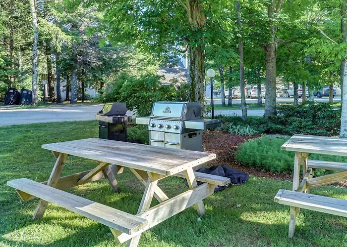 Mountain-View Condo With Fireplace, 3 Pools, Tennis & Gym - Near Skiing