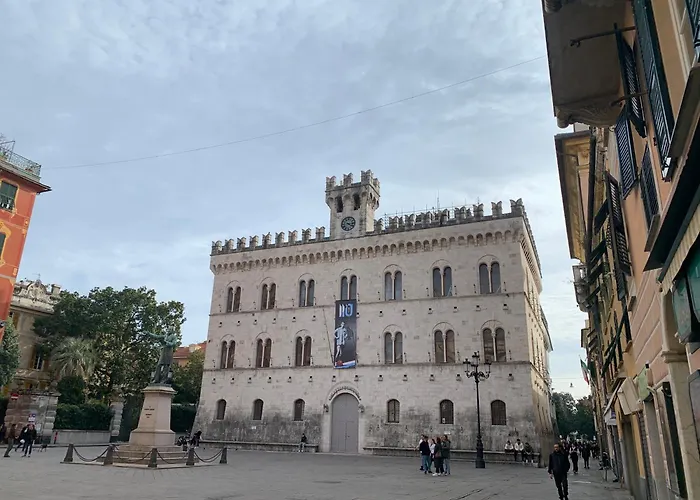 Remolari 20-Piazza Mazzini View