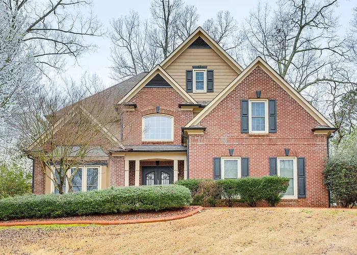 Modern Stone Mountain Home W/ Spacious Deck, Grill