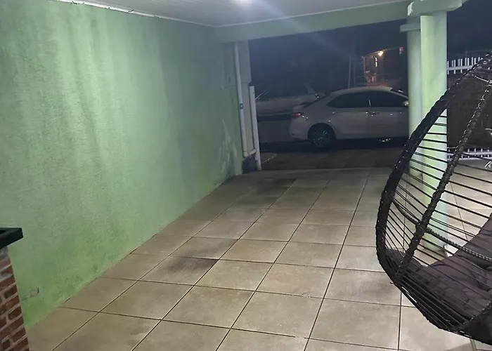 Aluguel Casa Com Piscina No Centro Em Torres/Rs