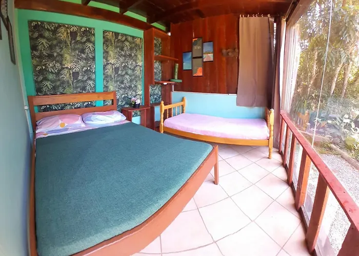 Bombinhas INN