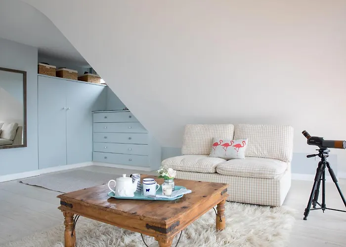 Family Seaside Retreat - 5 Minutes To Beach