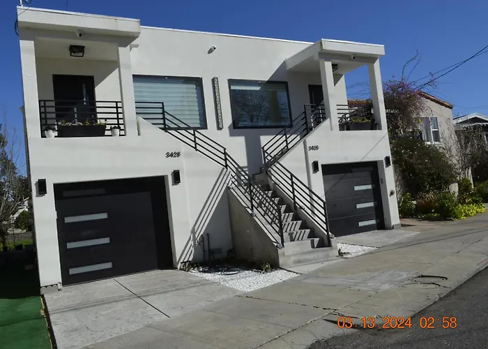 Dimond Abode Vacation Home #2 Oakland Dimond District