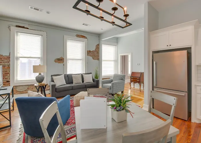 Downtown Hot Springs Condo Near Bathhouse Row!