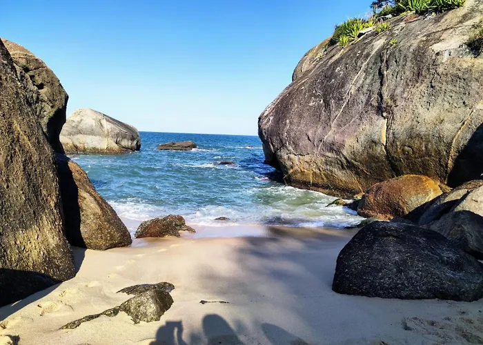 Refúgio Azul na Praia - Itaipuaçu-RJ