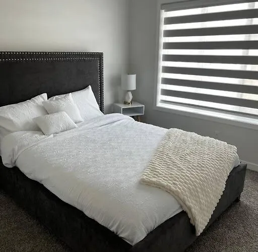 Home Away From Home In Nw Calgary