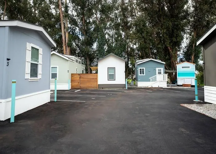 2-Bedroom Slo Bungalow House