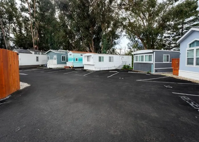 2-Bedroom Slo Bungalow House