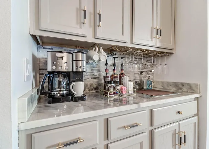 Gorgeous Oceanview 3Br Luxury Condo - Latitude