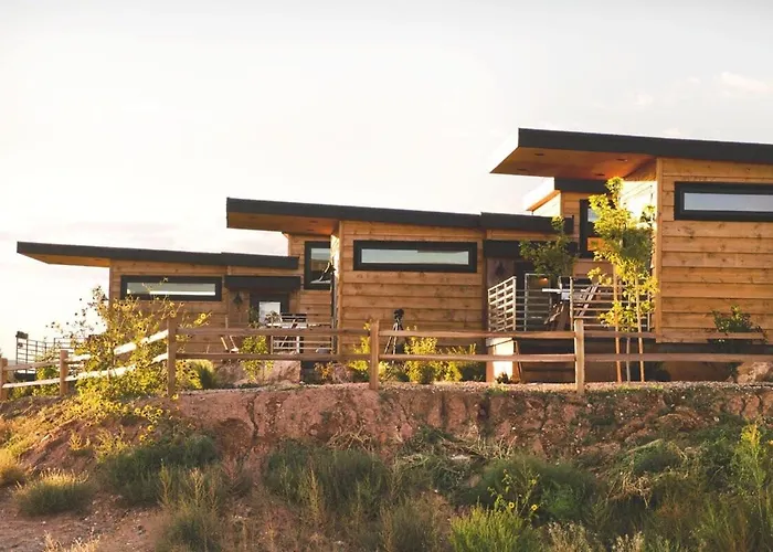 Escalante Escapes Wild Rose- King Escape